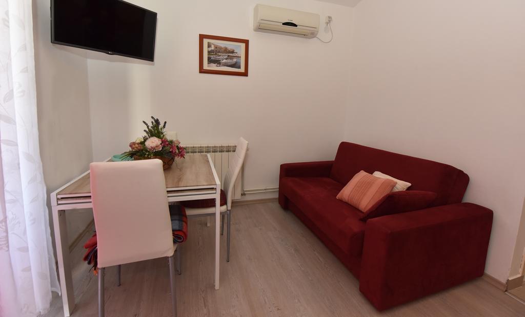 Sonja Apartment